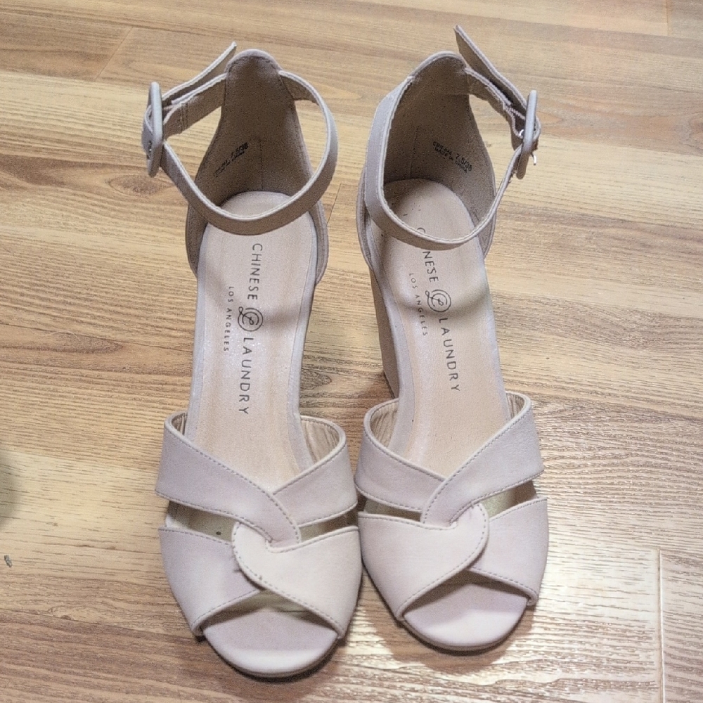 Chinese Laundry Women's Beige Heels